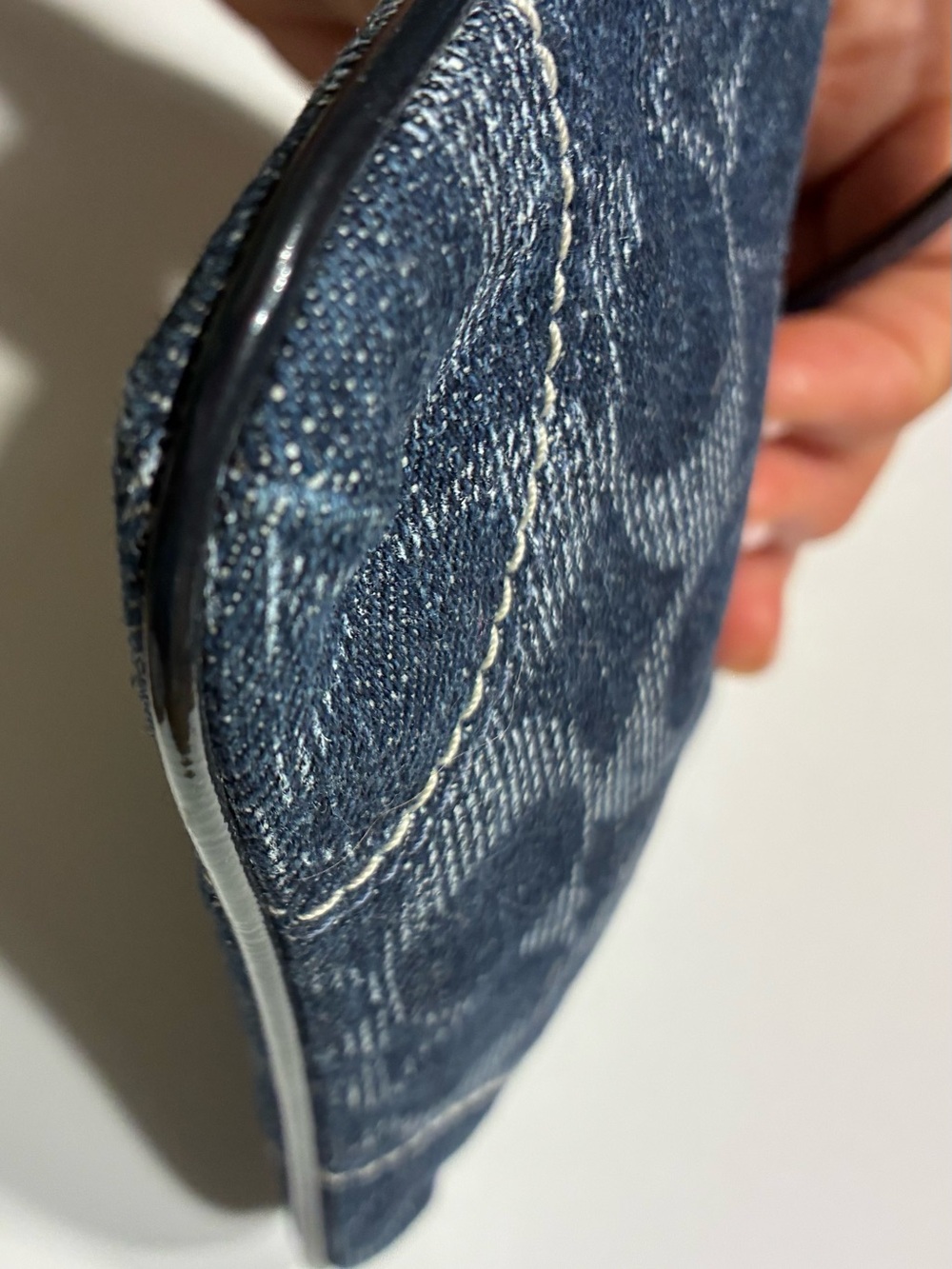 Coach Poppy Blue Signature
Denim/Leather Wristlet - Picture 8 of 16